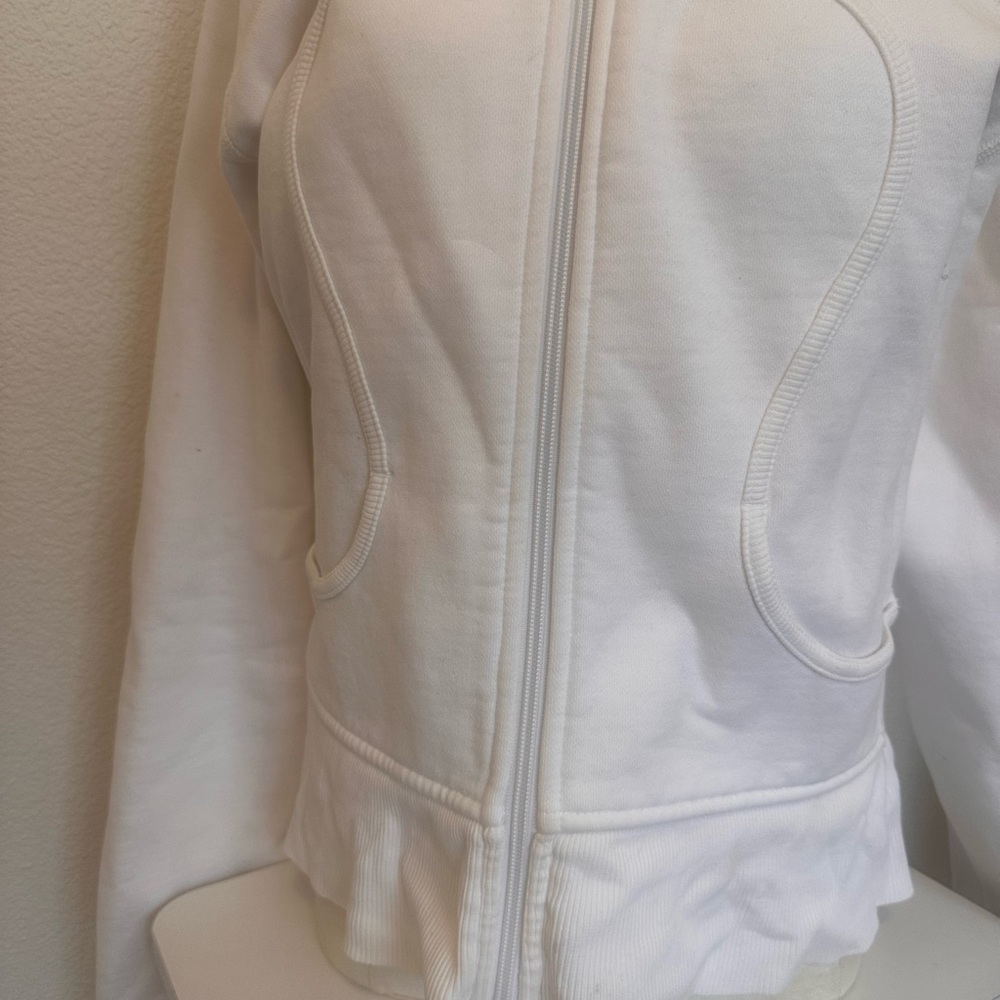 Women’s Lululemon Scuba Zip Up Hoodie Size Small/medium White - Picture 3 of 7